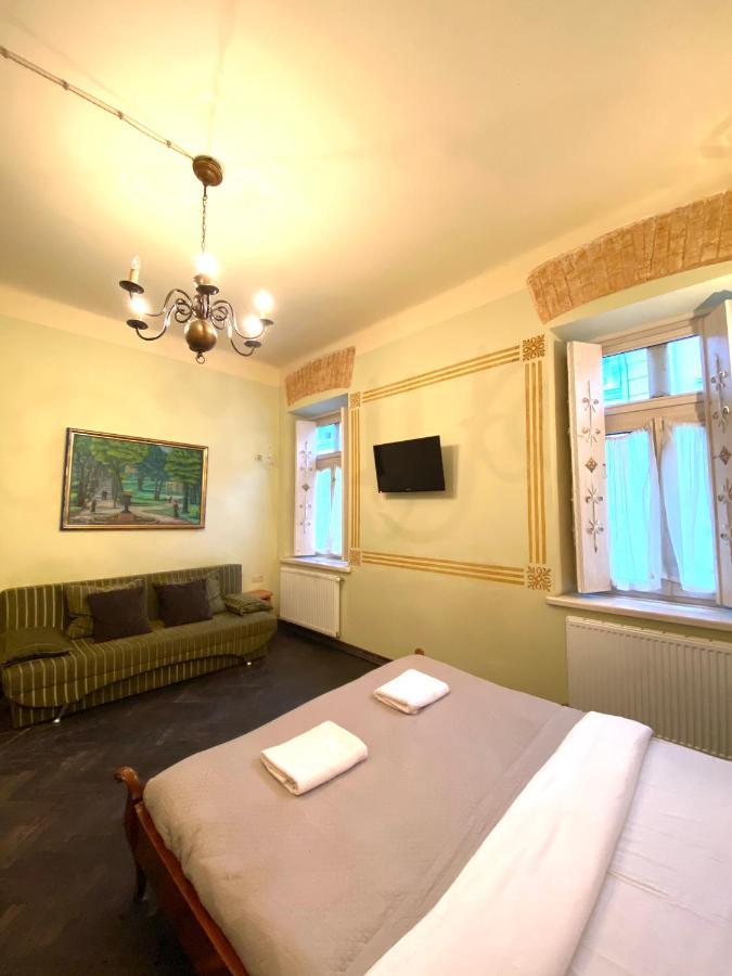 Квартира В Центрі На Вулиці Валова 21 Lviv Dış mekan fotoğraf